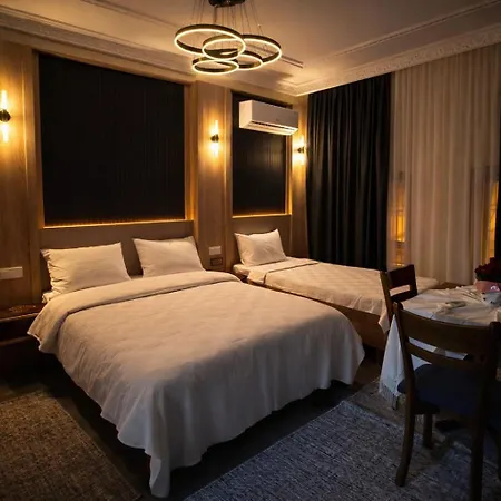 Lina Luxury