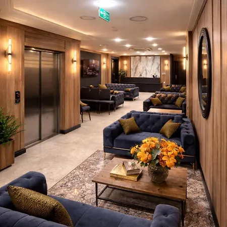 Lina Luxury