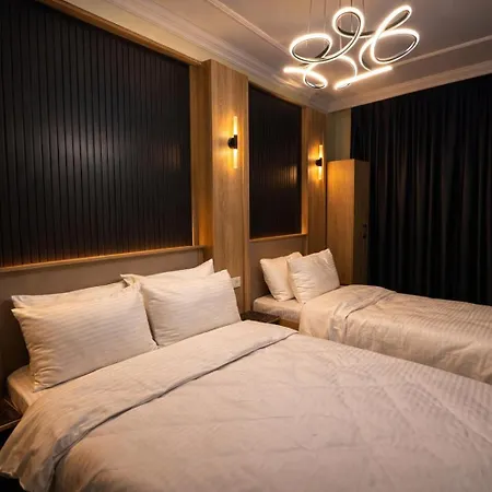 Lina Luxury Hotel 2*